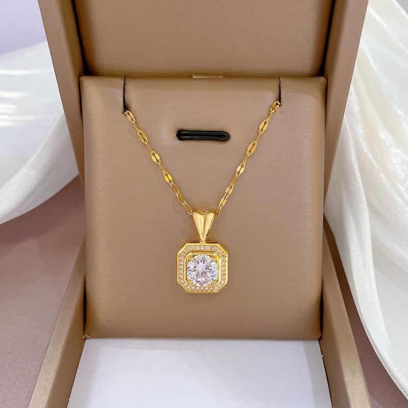 Light Luxury Full Diamond Micro-Inlaid Zircon Square Classic Wind Necklace Copper Electroplated Real Gold Pendant