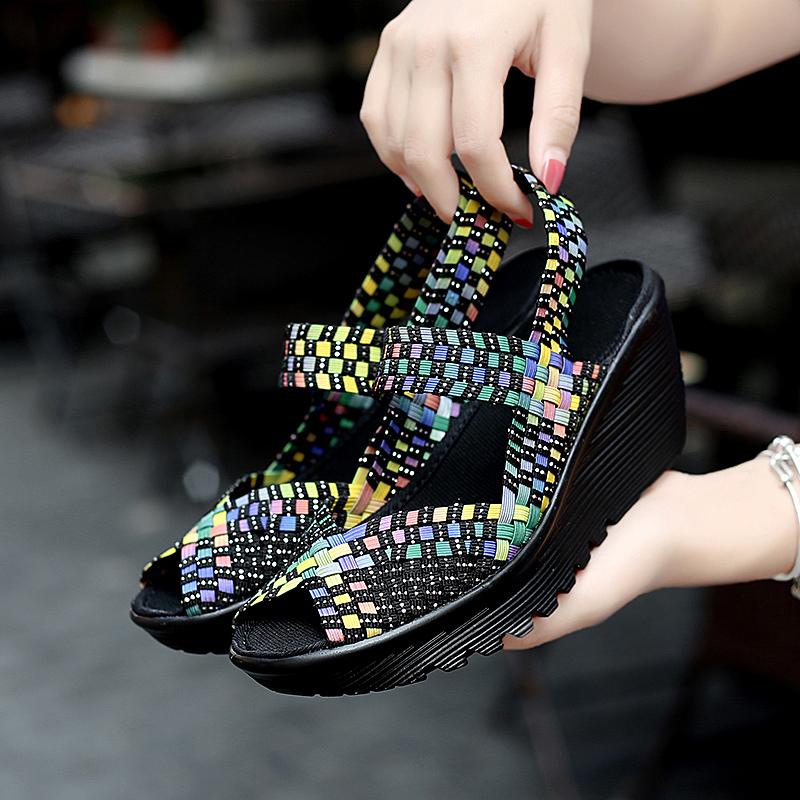 

Женские летние пляжные сандалии с оплеткой, увеличивающие рост, женские уличные сандалии без шнуровки на толстой подошве и платформе с открытым носком 35 чёрный