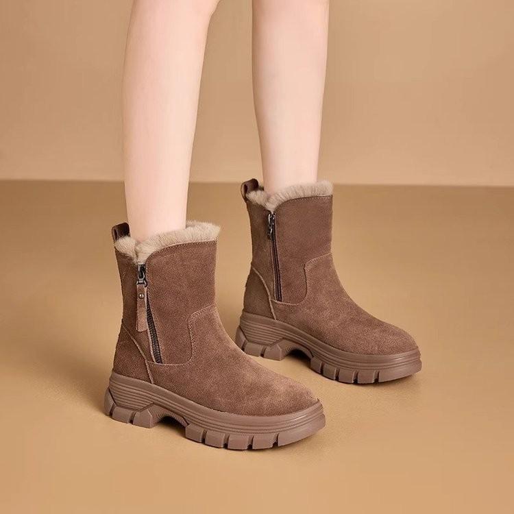 Women's Large Size Soft Sole Winter Warm Anti-slip Fur One Snow Boots Padded Lined Ankle Boots Waterproof Outdoor Sports Cotton Boots Martin Boots