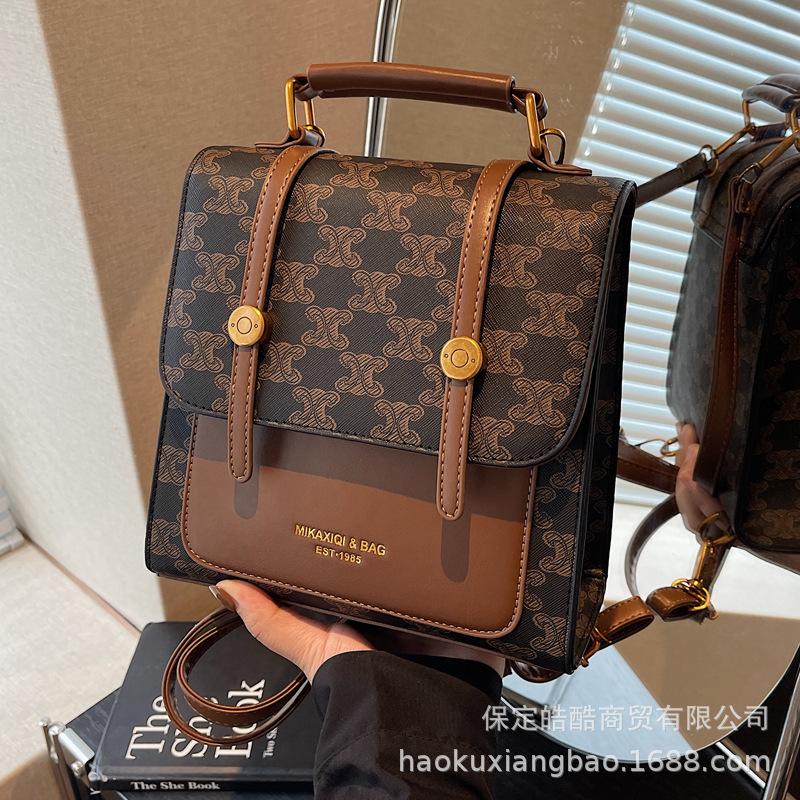 College Student Travel Backpack Women's 2025 New Retro Premium School Bag Commuter Backpack Going Out Handbag