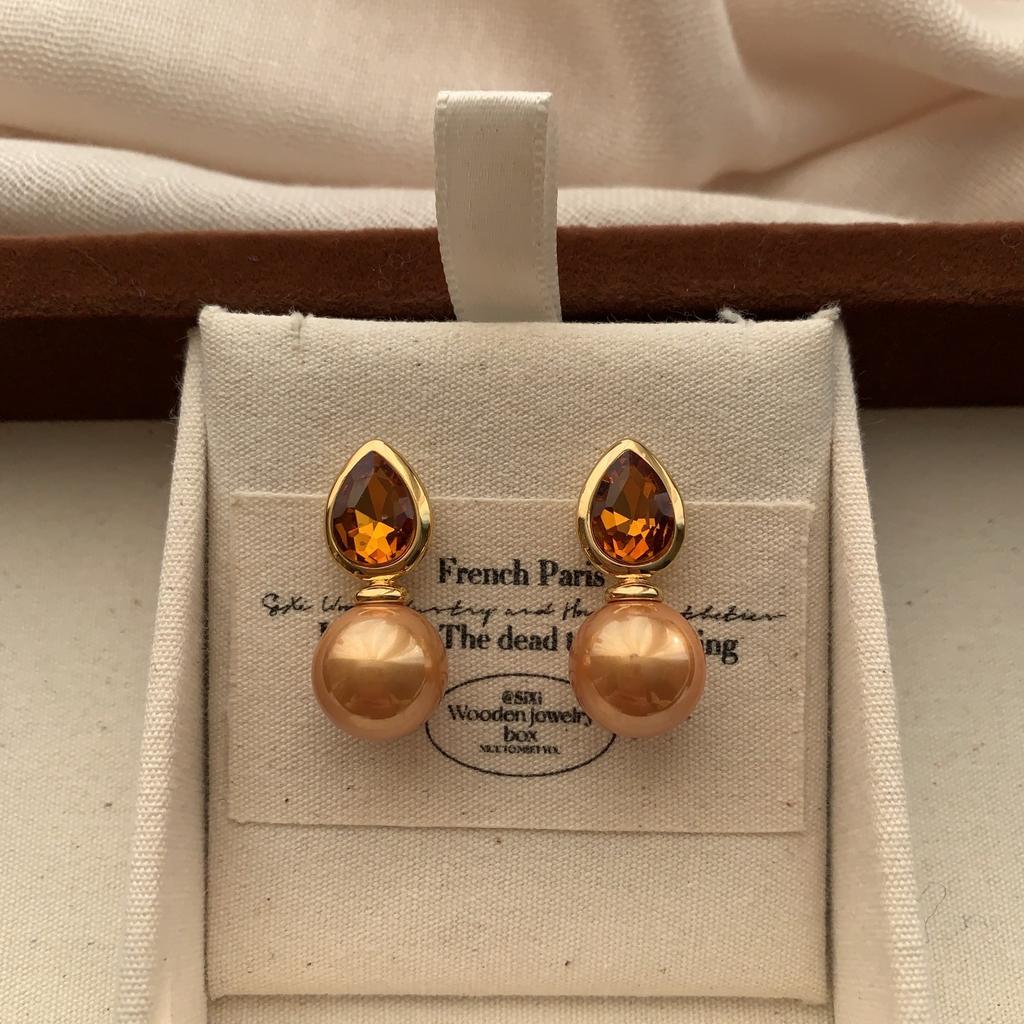 Water drop shape orange gemstone pearl earrings earrings are elegant and exquisite, niche fashion design, high-end sense, light luxury and versatile