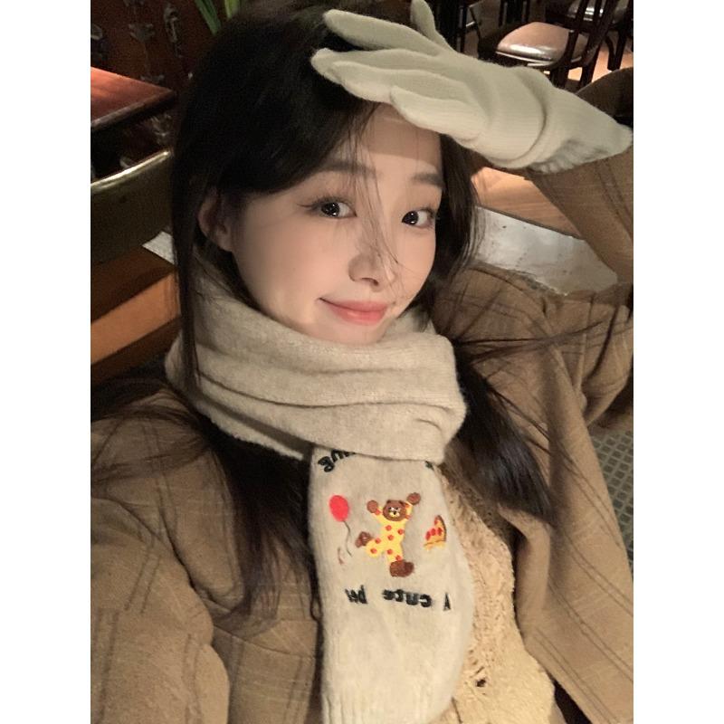 Cute Bear Embroidered Scarf Winter New Style Female Student Style Warm and Versatile Couple Style Windproof Scarf
