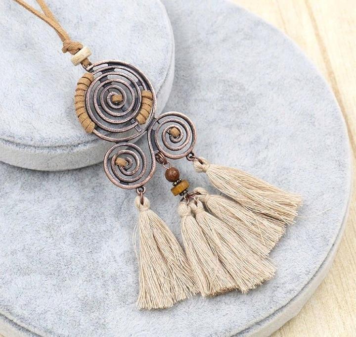 Naszyjnik Na Rzemyku Frędzle Damski Długi Retro Folk Vintage Boho Pompon