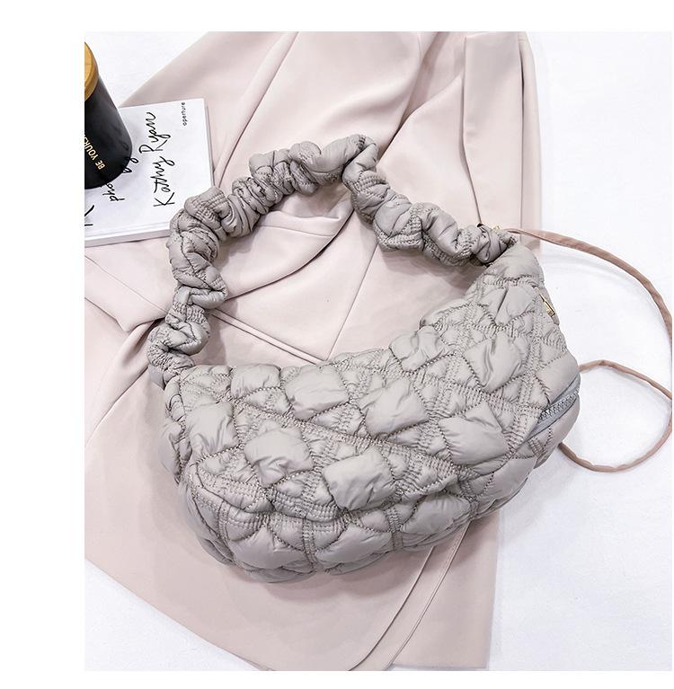 Korean Style Women's Bag Versatile Cloud Pleated Armpit Bag Casual Dumpling Bag Shoulder Crossbody Bag