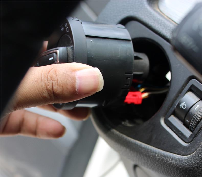 Compatible Automatic Headlight Switch for Volkswagen Sagitar, Touran, Tiguan, Magotan, and Golf 6.