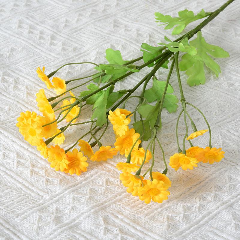30Heads Chamomile Artificial Flowers Daisies Bouquet Fake Flower Plastic Plants for Home Wedding Outdoor Decor DIY Fake Flowers
