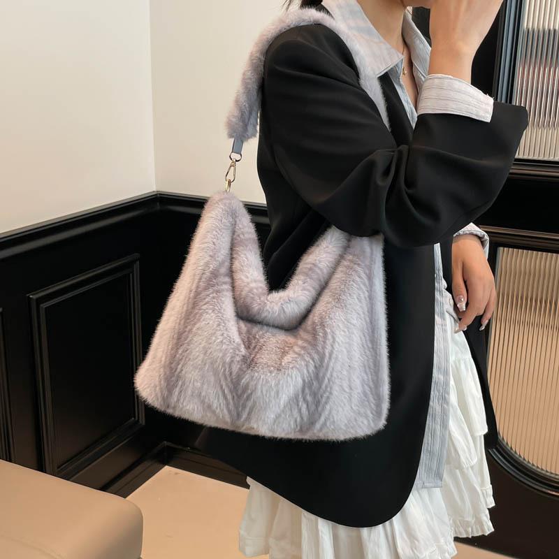 Luxury Faux Fur Women's Bucket Shoulder Bags Fashi Soft Plush Female Stripes Handbags Large Capacity Ladies Furry Tote Bag