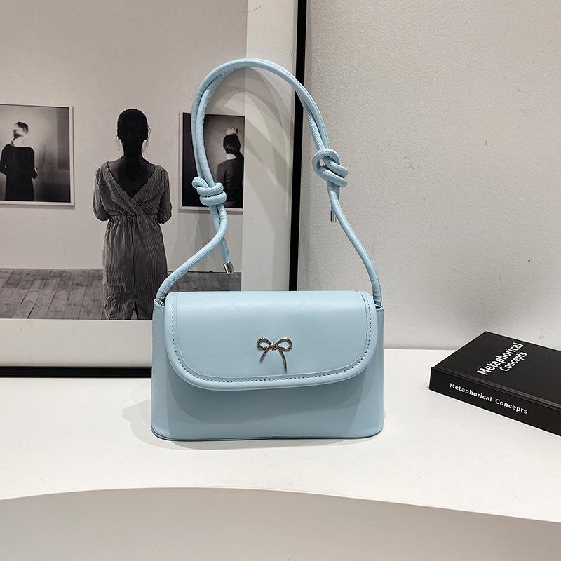 

Елітна невелика жіноча сумка нова осінь, популярна універсальна сумка-месенджер, модна і проста квадратна під пахву на одне плече синій