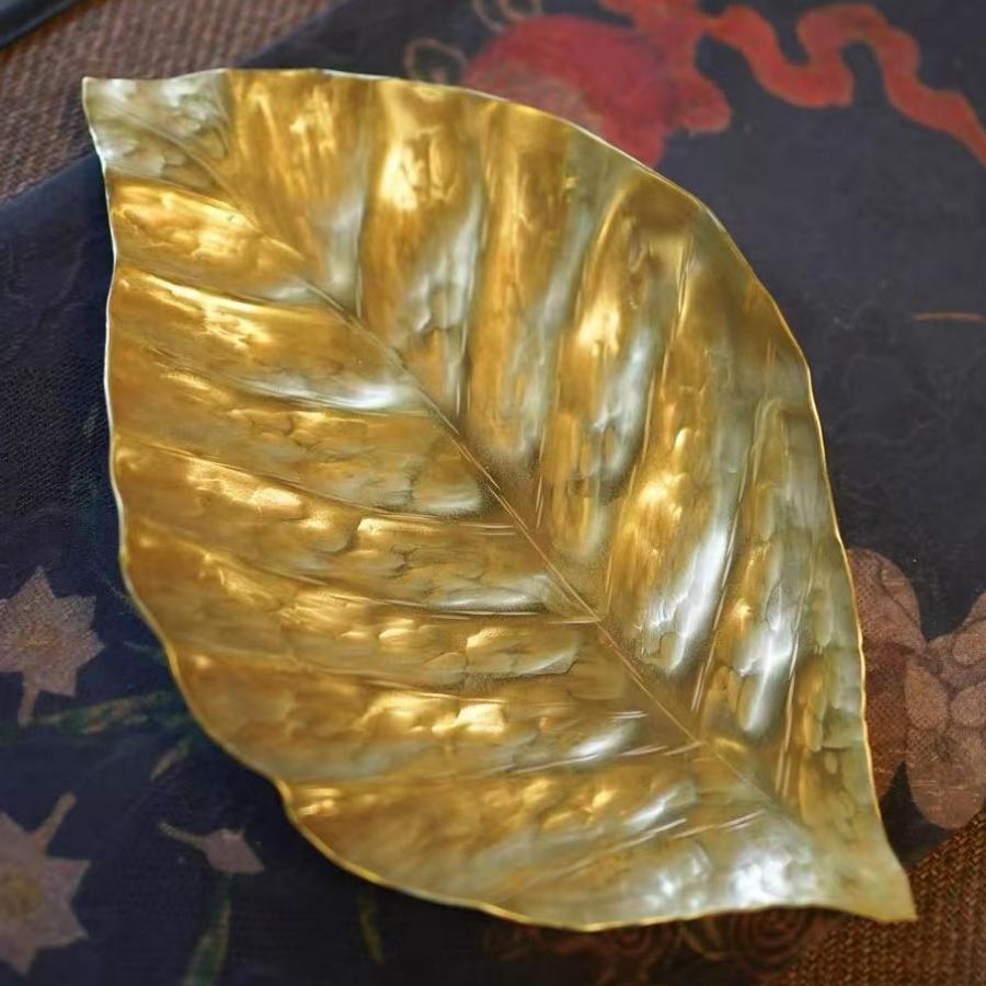 Vintage Engraving Leaf Shape Texture Brass Coffee Cup Tray,Teacup Saucer Home Cheese 24 cm Fruit Plate,Snack Disc Decoration