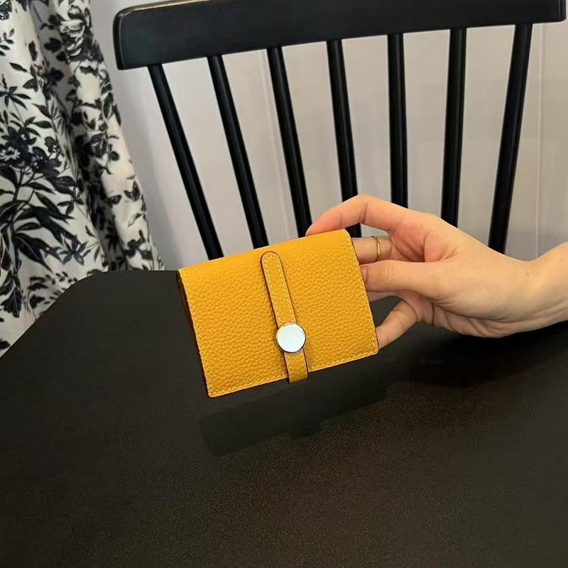 26 New Genuine Pickup Truck With Leather Toe Layer, Women's Foldable Short Wallet, Trendy Leather, Fashionable Drawstring, Versatile Wallet