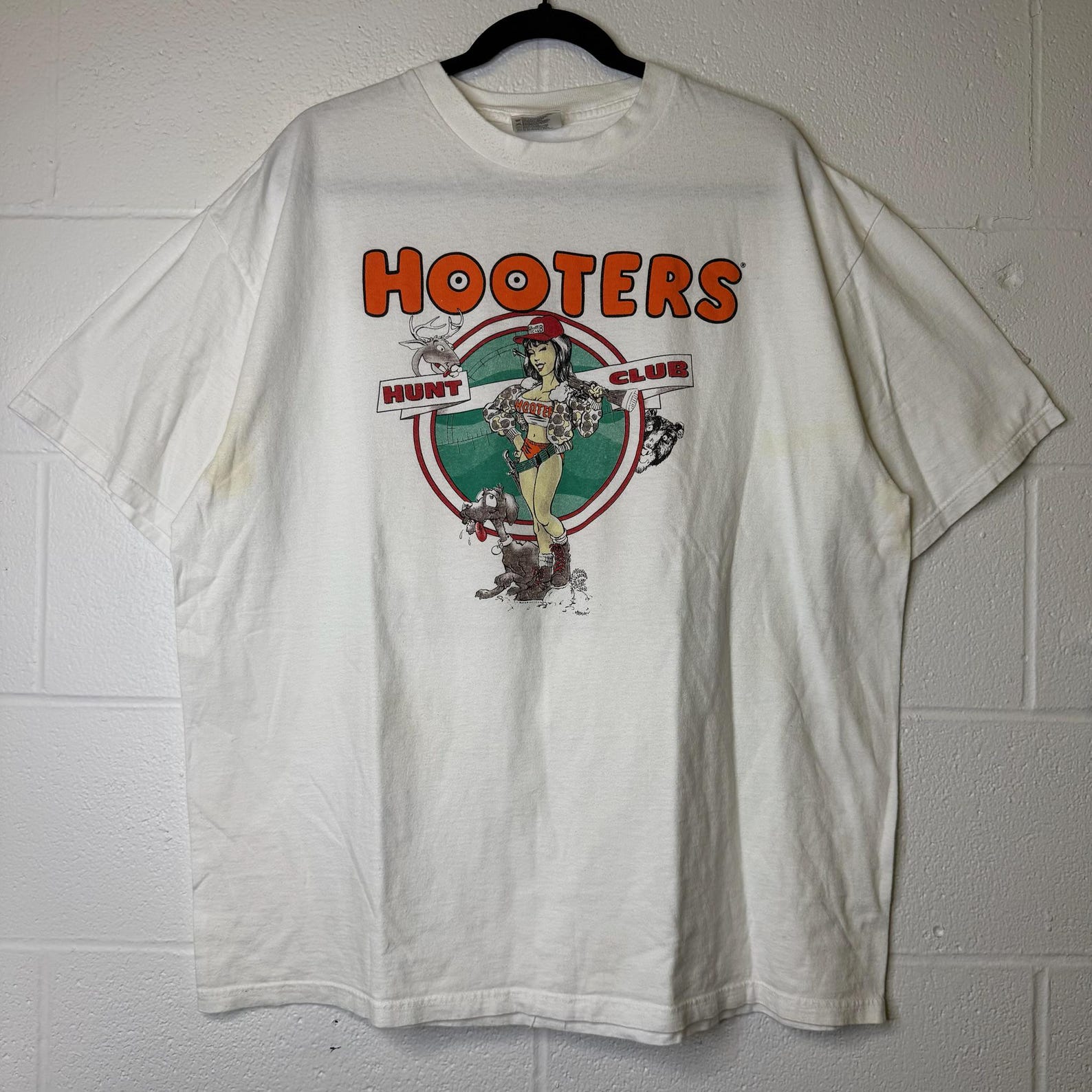 90 s Hooters Hunt Club T shirt Sz XXL (B2826) 3XL