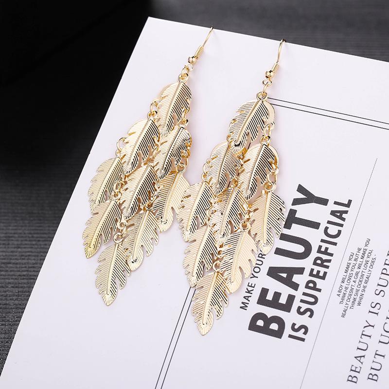 European and American Earrings, Fashionable Styles, Fashionable Metallic Exaggerated Tassels, Elegant Long Trendy Element Earrings and Pendants