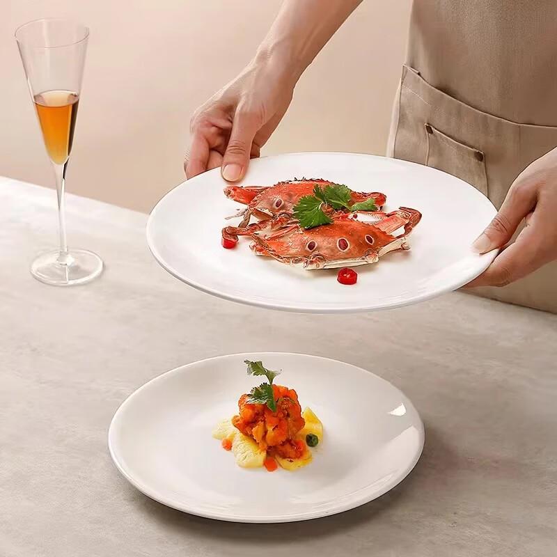 European Style White Ceramic Dinner Plate