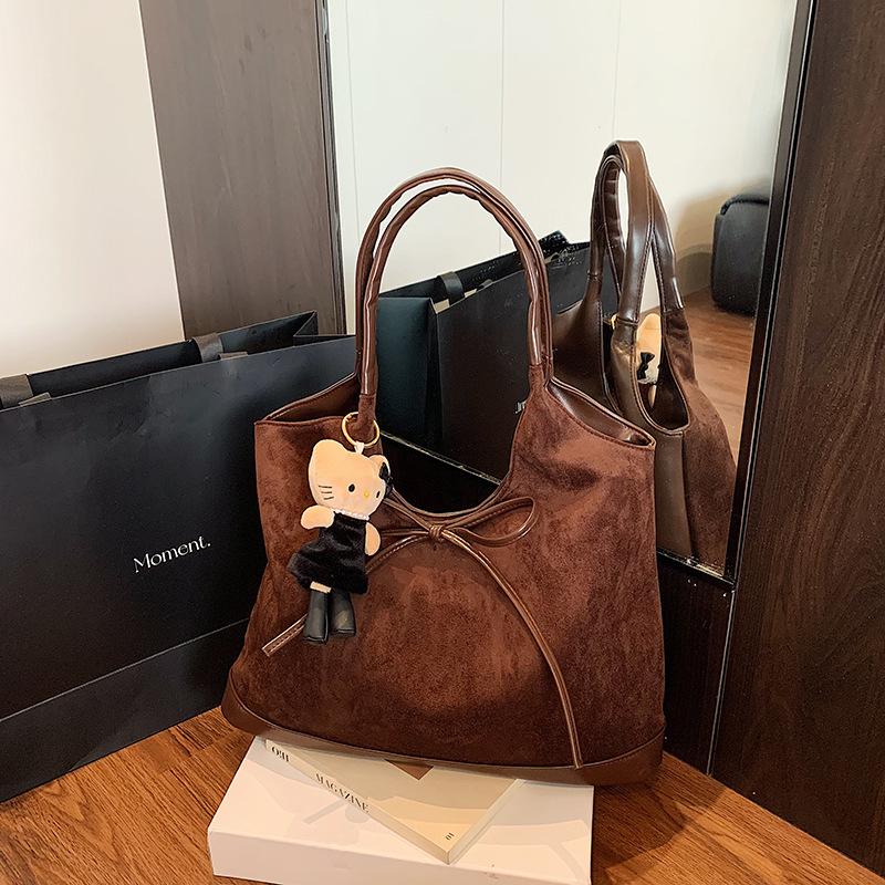 Autumn and Winter New Commuting Large-capacity Tote Bag 2025 Women's Casual Simple and Versatile Ins Shoulder Bag