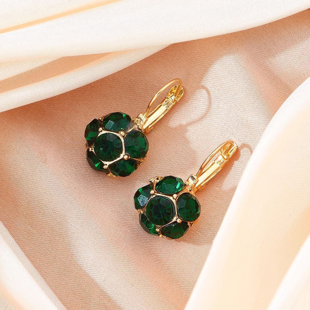 

French Medieval Vintage Exquisite Crystal Ear Buckle Women, High Sense Light Luxury Super Flash Full Diamond Niche Temperament Earrings