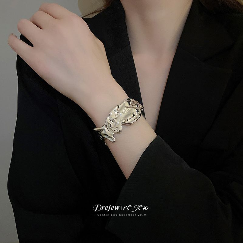 Exaggerated Bracelet Women's Fancy Light Luxury Minority Exquisite Golden Bracelet Arm Ring Summer Young Open Bracelet
