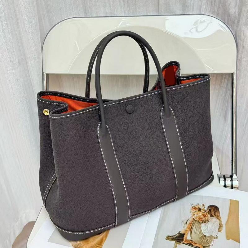 2026 New Genuine Leather Women's Bag Head Layer 30 Garden Velvet Suede Matte Lychee Pattern Handheld Shoulder