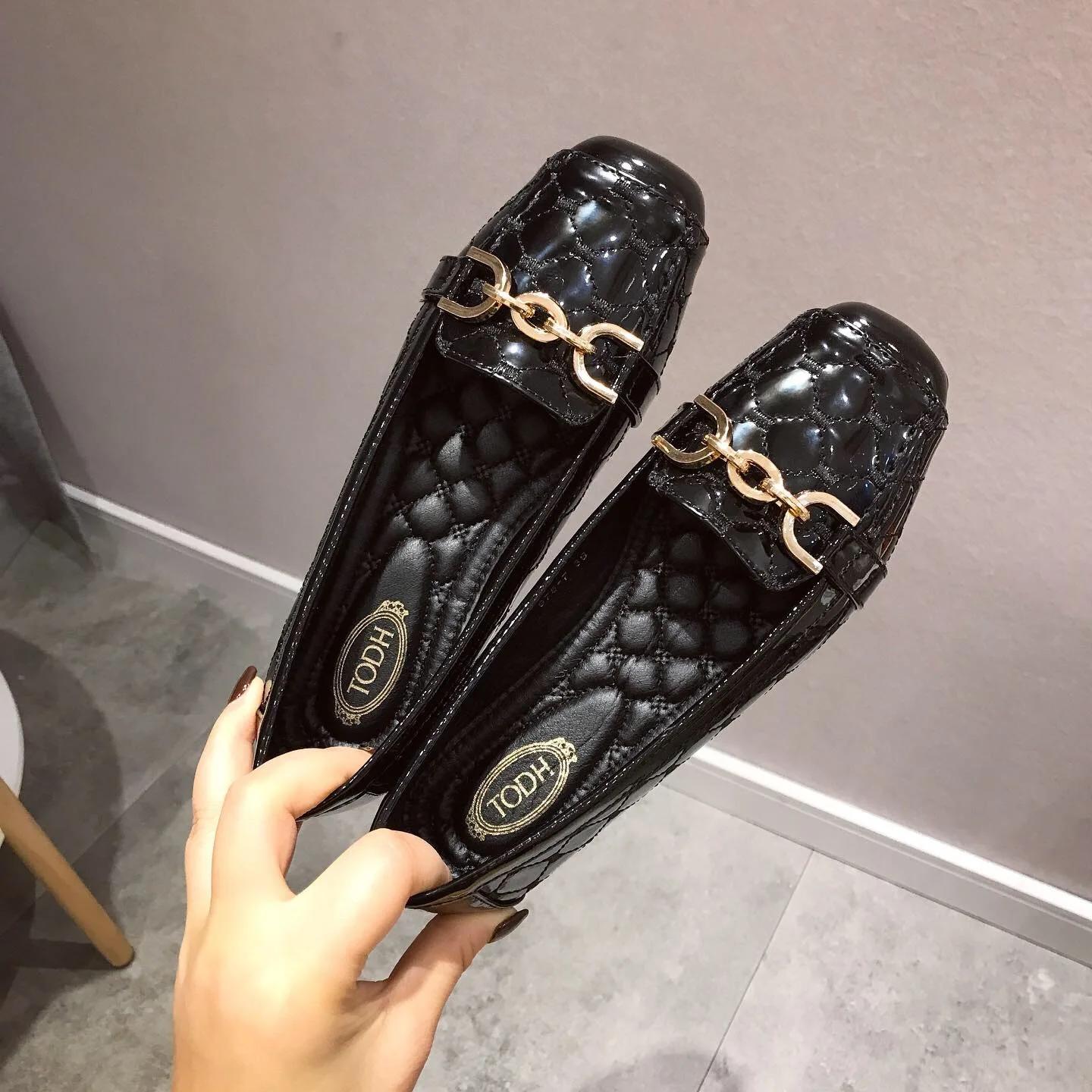 

Мода 2024 года, туфли на плоской подошве, женские мокасины, женские туфли-лодочки, вечернее свадебное платье, мягкий низ, квадратный носок, яркий роскошный брендовый дизайн, стиль 40 чёрный