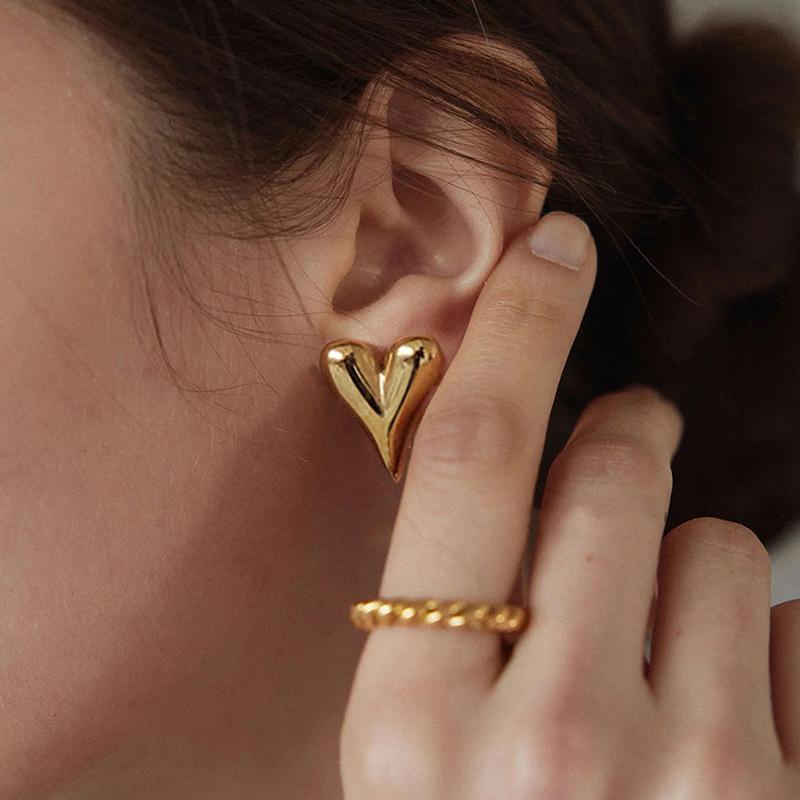Trendy Fashion 18K Gold Plated Slender Heart Shape Stud Earrings for Women Punk Stainless Steel Zircon Party Gifts