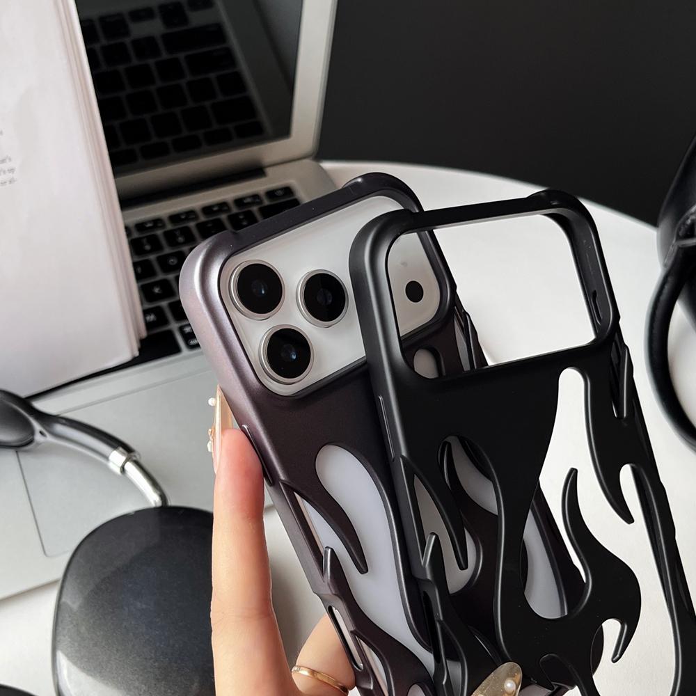 Hollow Case z Wzorem Płomieni 3D do iPhone 17 Air 16 15 14 13 12 11 Pro Max Plus Cienki Odporny na Wstrząsy Tylny Pokrowiec Modny Miękki TPU