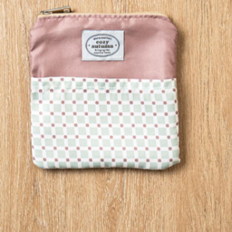 Daiso Cosy Term Front Pocket Pouch Mint