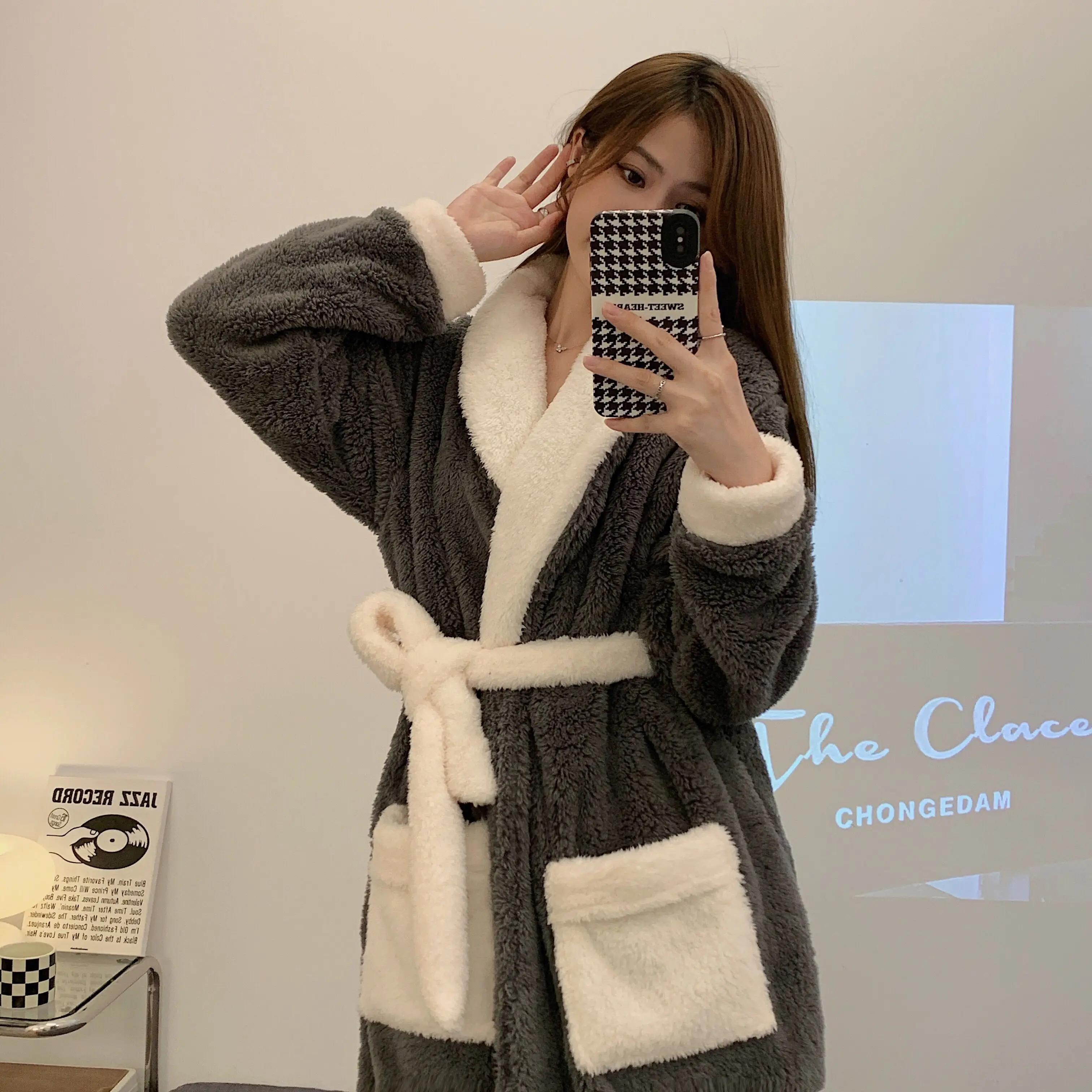 

Зимняя усовершенствованная коралловая флисовая однотонная ночная рубашка утолщенная длинная модель M. Теплые свободные халаты большого размера для дома для женщин L