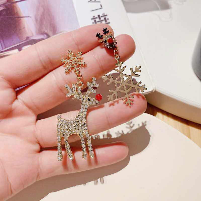 Exquisite Rhinestone Elk Earrings for Women Shiny Crystal zircon Snowflake Deer Dangle Earring Christmas New Year Jewelry Gifts