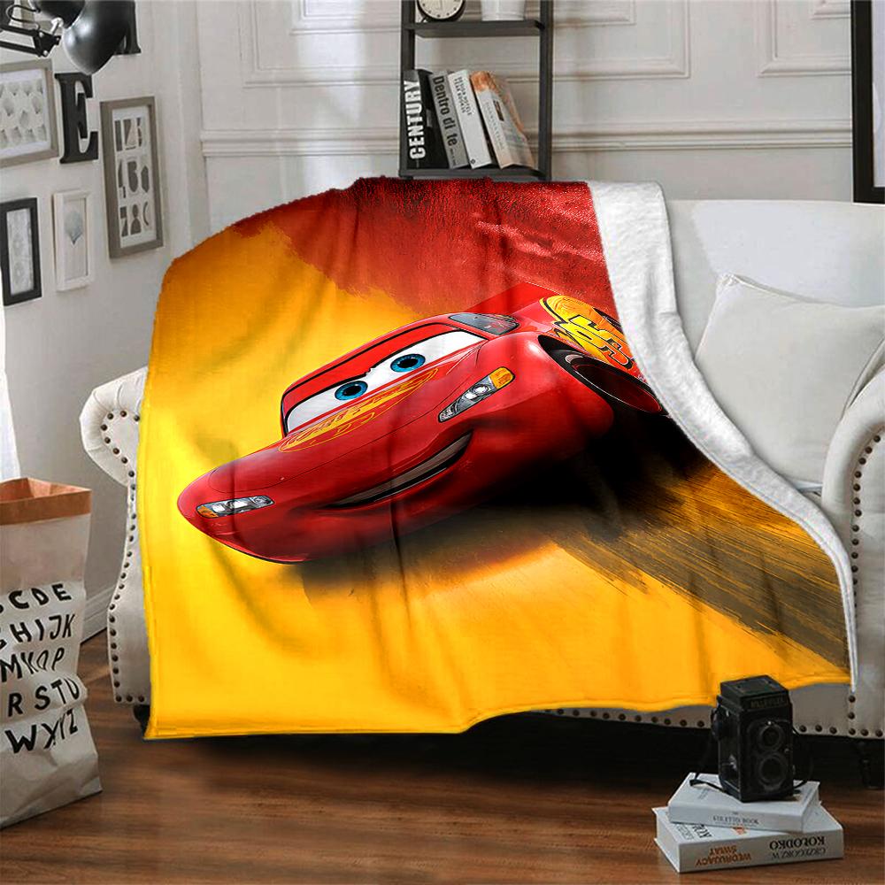 Mickey Mouse Friends Flannel blanket, soft and warm, suitable for beds and sofas, all seasons, portable travel blanket. 073084