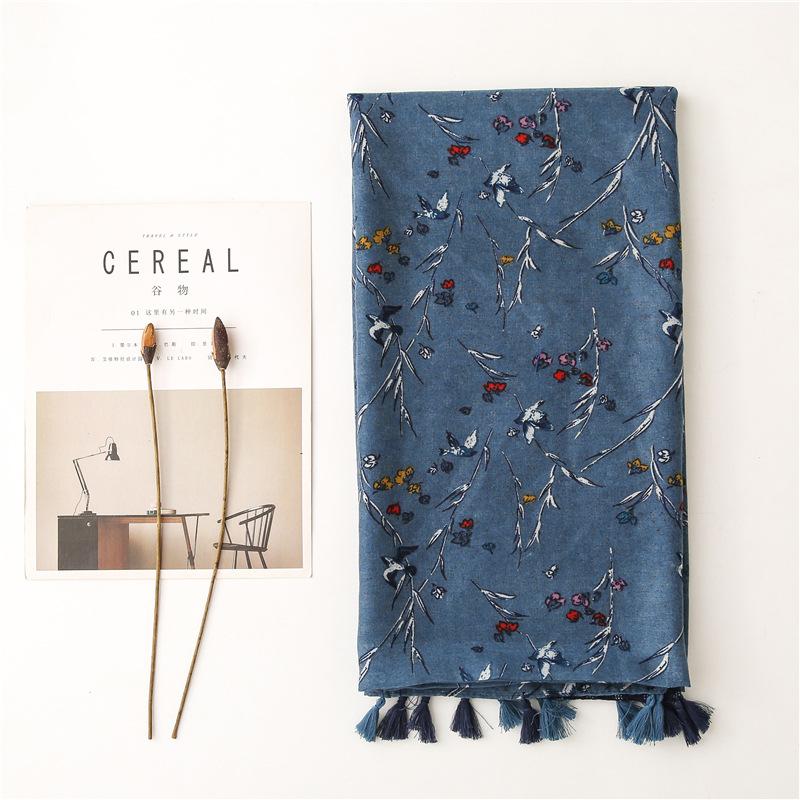 Women Retro Ethnic Style Literary and Artistic Blue Small Floral Scarf, Yarn Scarf Travel Seaside Long Sunscreen Beach Towel