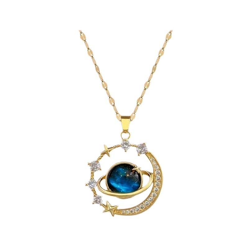 Copper Micro-inlaid Zircon Style Star Pendant Necklace Temperament Light Luxury Niche Design Sense.