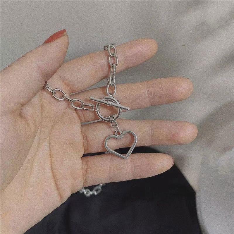 Heart Pendant OT Buckle Necklace - Versatile Women's Choker & Clavicle Chain Jewelry