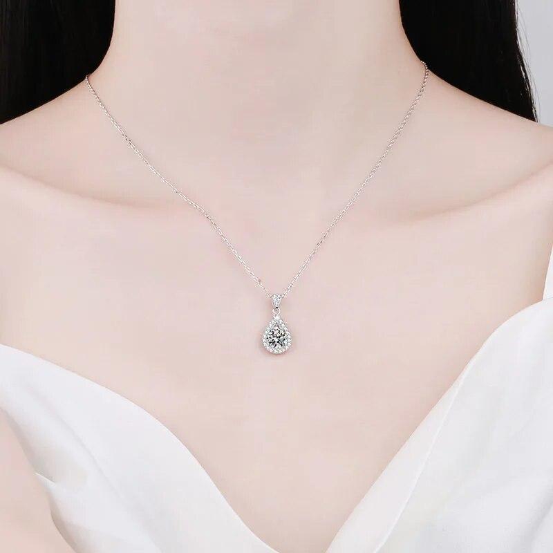 New 20 Carat Green Moissanite Pendant Necklace for Women Lady S925 Sterling Silver Lab Diamond Neck Chain Jewelry Wholesale