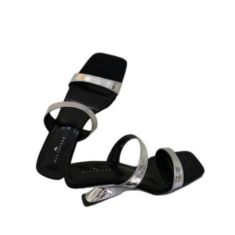 Simple and versatile temperament cool slippers women's 2025 summer new wear soft bottom fashionable and elegant slope heel one-word drag women