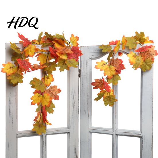 Thanksgiving Party Supplies Artificial Maple Leaf Vines Realistic Flexible Autumn Garland Fall Rustic Home Accents Decoration Seasonal Rattan