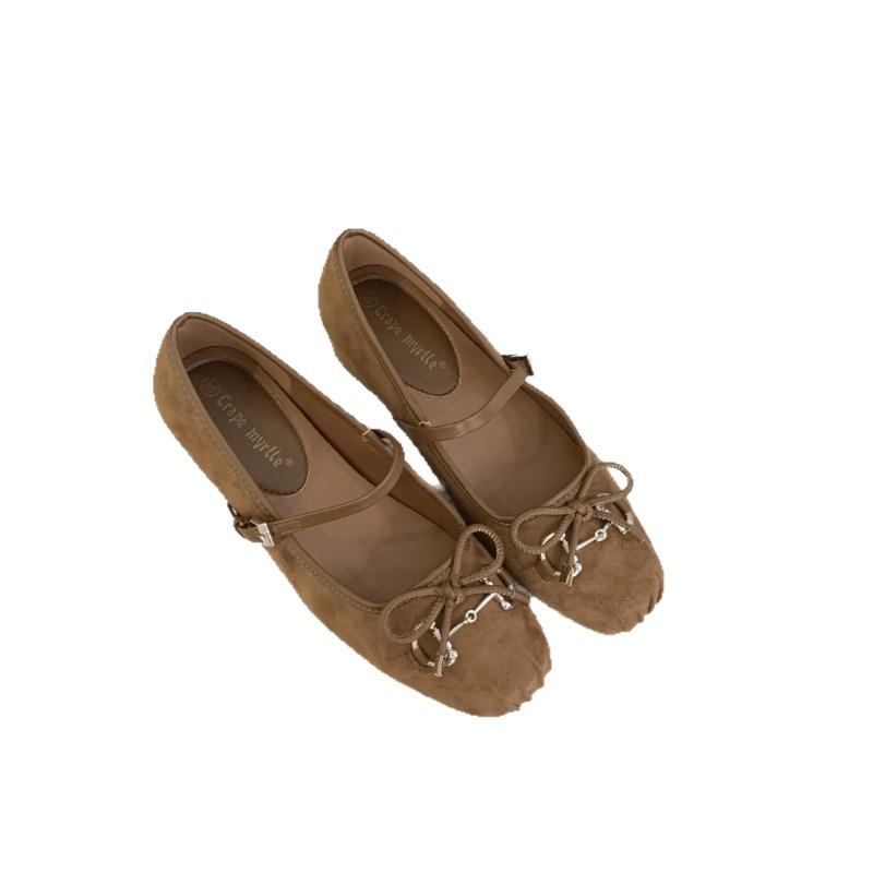 Anti-slip One-piece Lace-up Versatile Women's Single Shoes