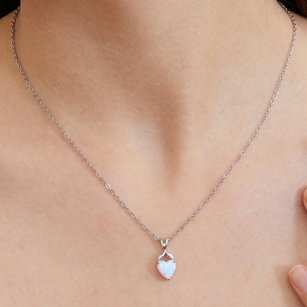 Hot sale love opal opal pendant new sweet temperament opal necklace fashion simple jewelry women