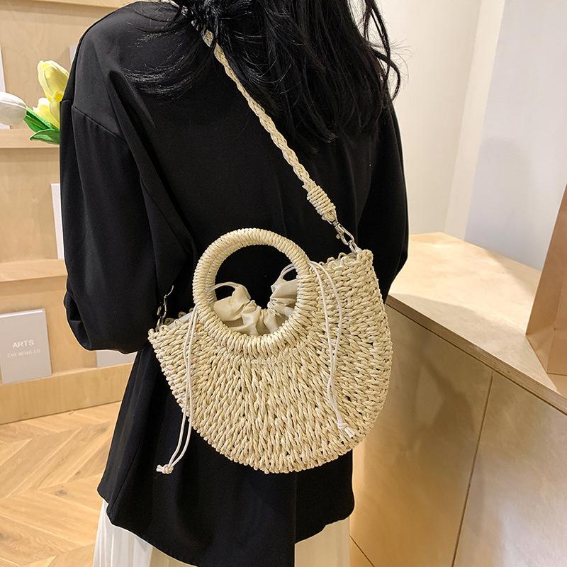 New Beach Versatile Shoulder Messenger Bag Large Capacity Leisure Bag