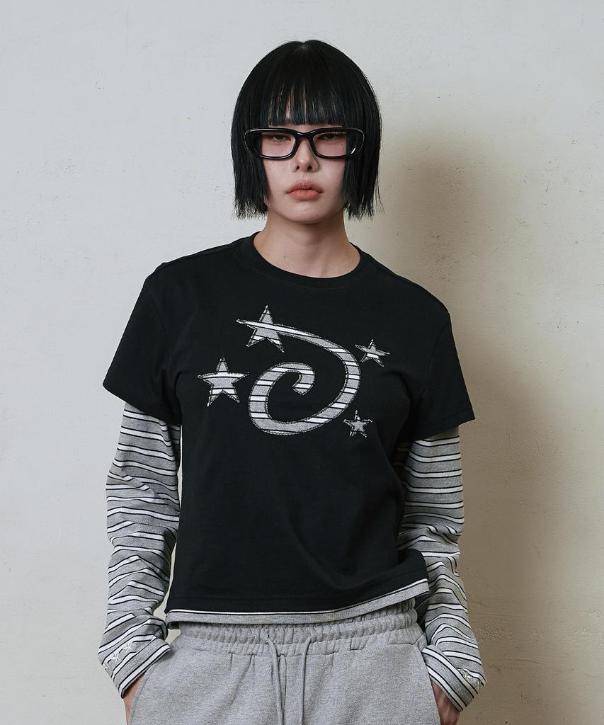 Lujeoseukeulleob Star Logo Applique Long Sleeve T-Shirt Black