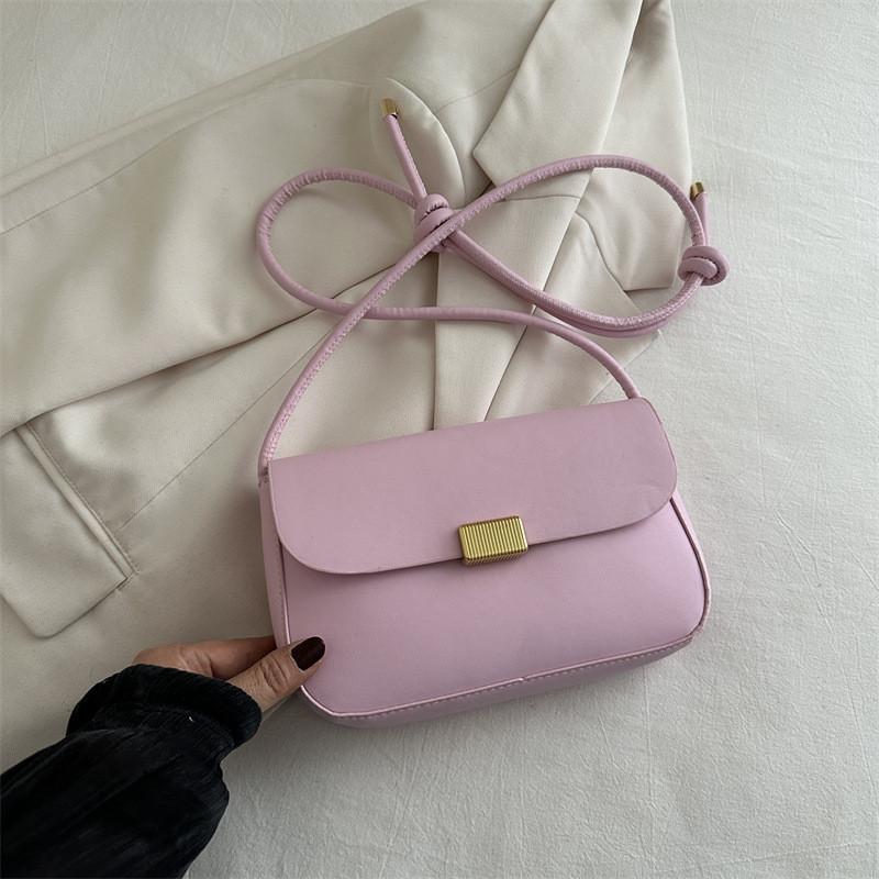 Trendy Retro Chic Small Square Bag For Women Perfect For Everyday Casual Use