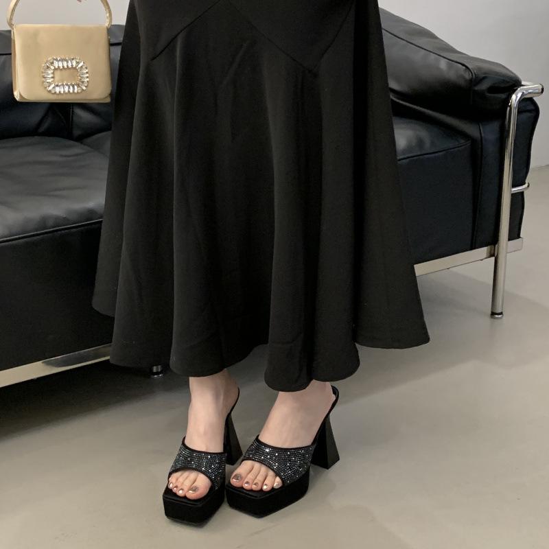 2025 black fashion thick-soled thick-heeled rhinestone decorative sandals women's new summer