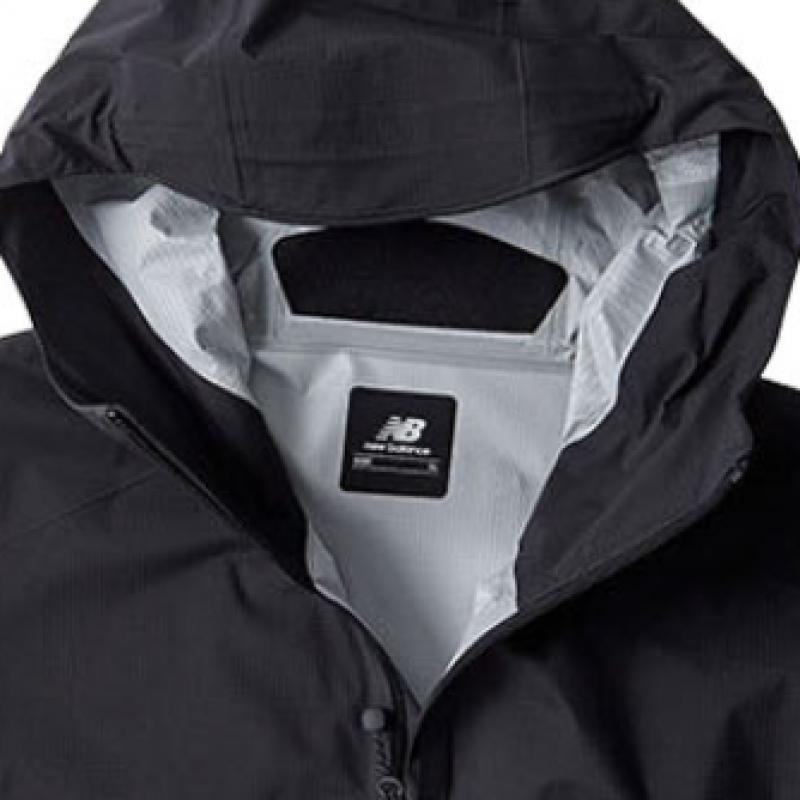 New Balance Club  Nbnmc19053 Gr Lightweight 2.5 Layer Windparka Common Tray