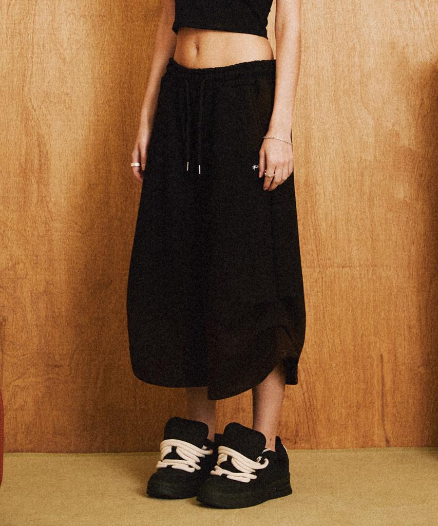 TONSIL Pintuck Washed Long Bermuda Pants Black