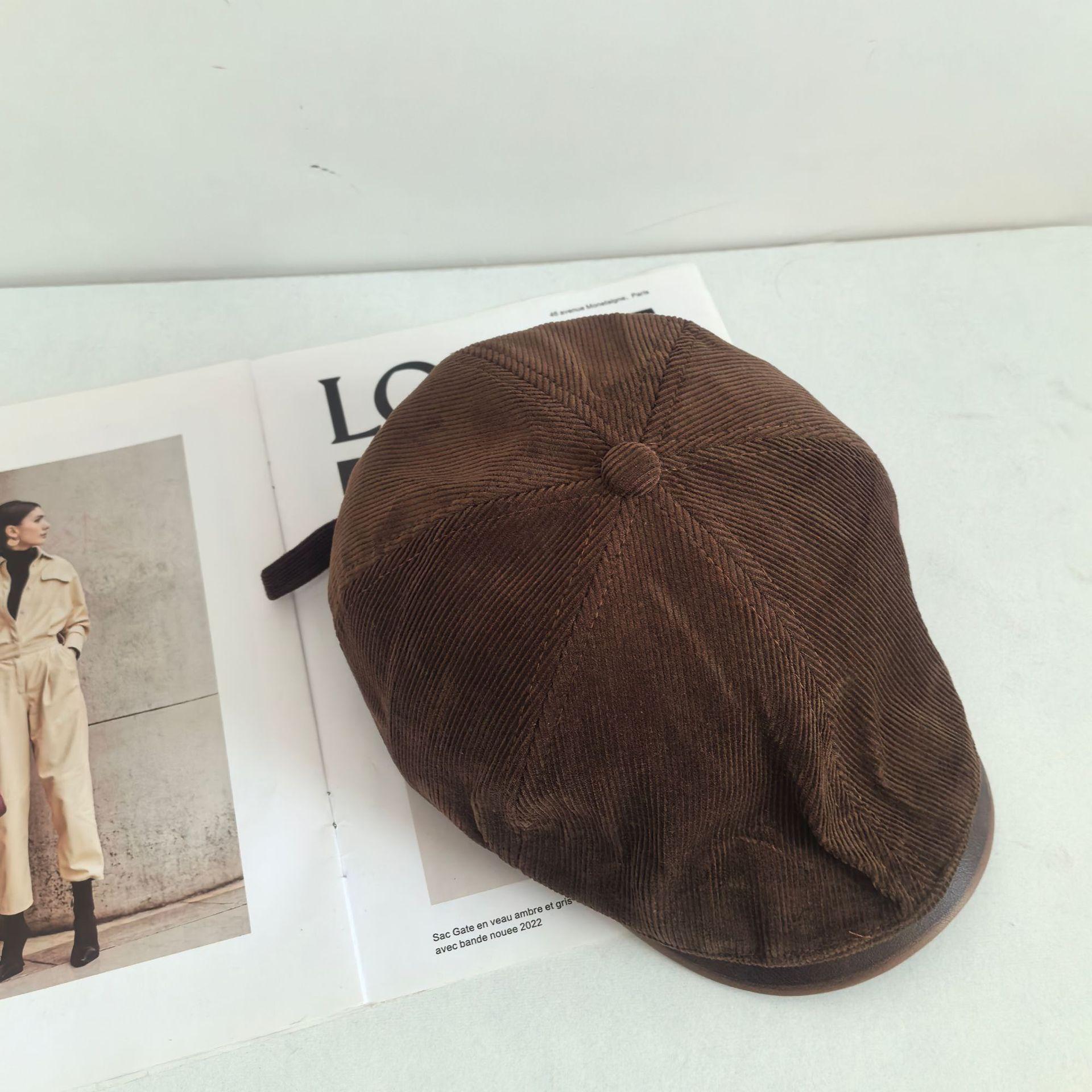 

Simple cap literary retro forward hat female face small corduroy newsboy autumn and winter painter hat M（56-58cm） темно-коричневого кольору