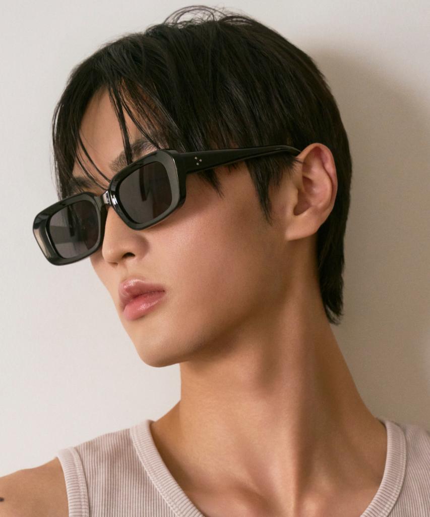 Hangeul Hard Square Sunglasses Black