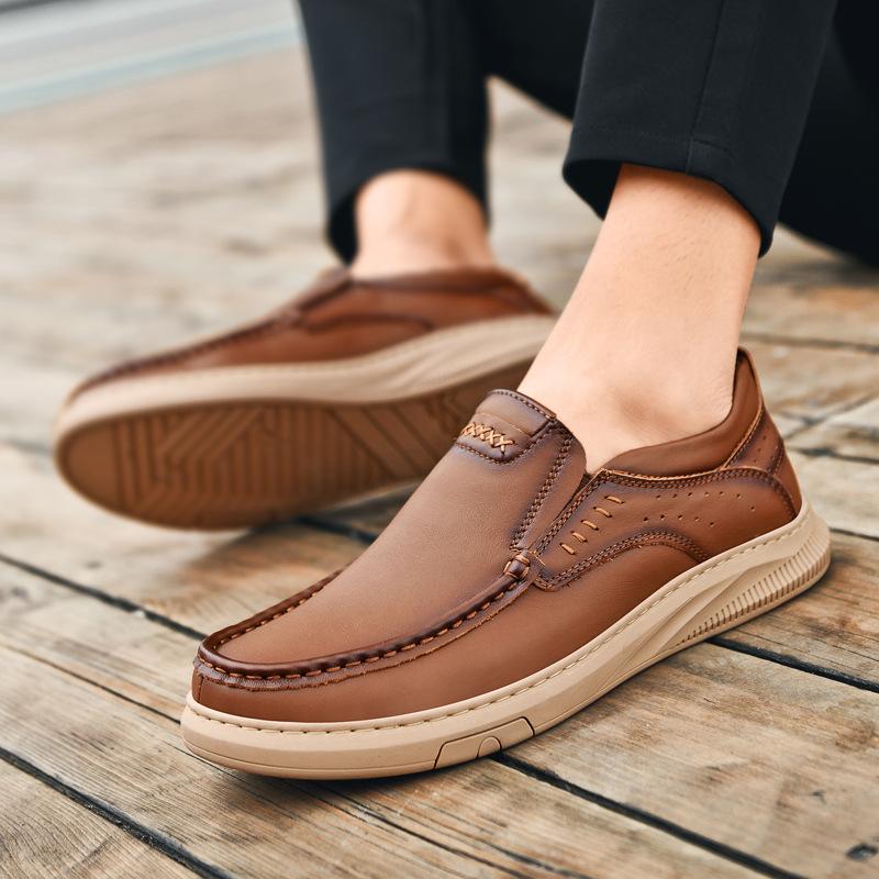 New Shoes for Men Genuine Leather Casual Shoes Comfortable Concise Designer Flat Shoes Cool Slip-on Cow Leather Loafers