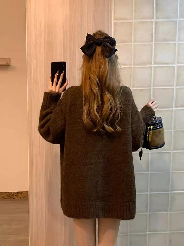 Cozy V-Neck Wool Pullover Sweater & Loose Mid-Length Skirt Set