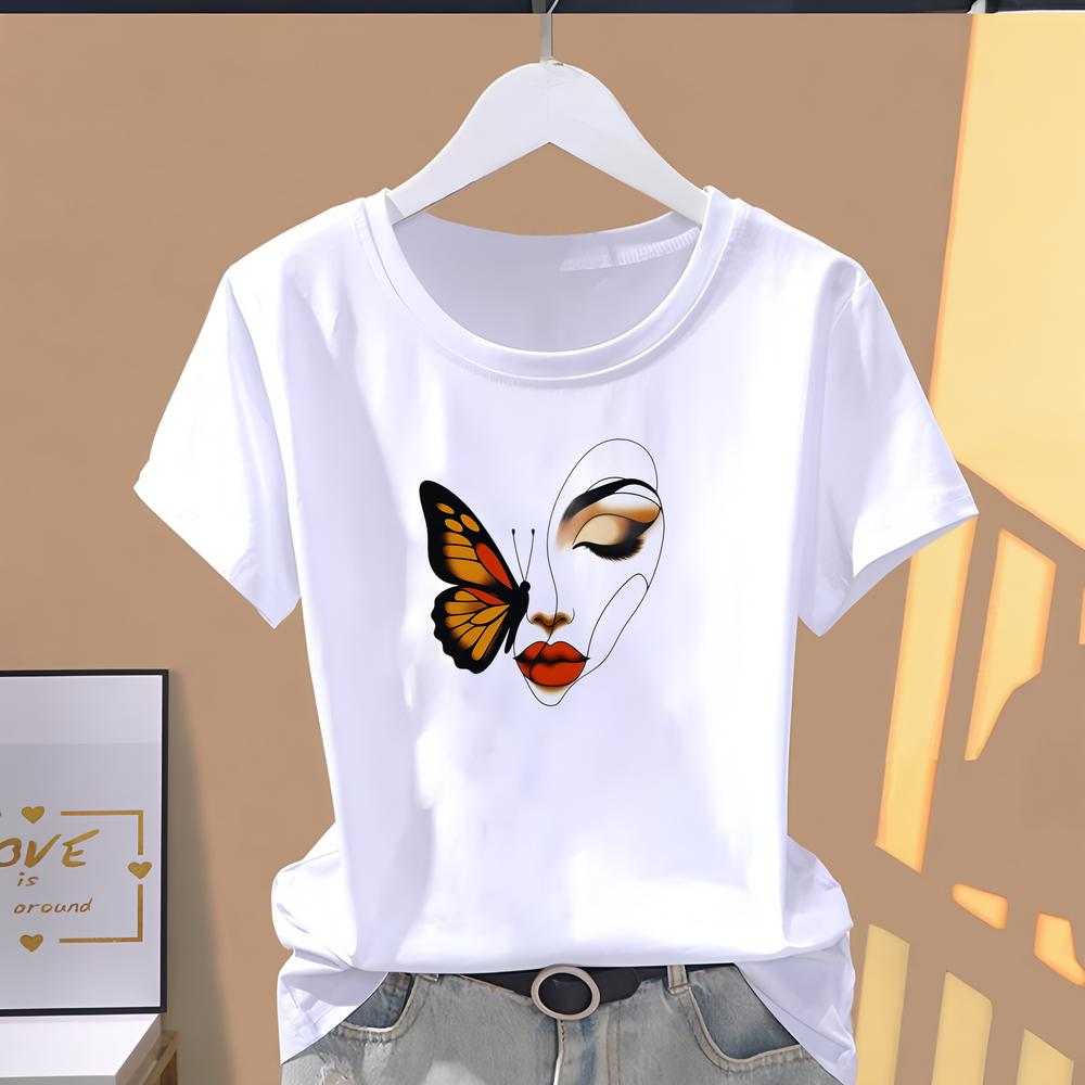 Trendy summer top with fashionable patterns, cute and stylish short-sleeve T-shirt.