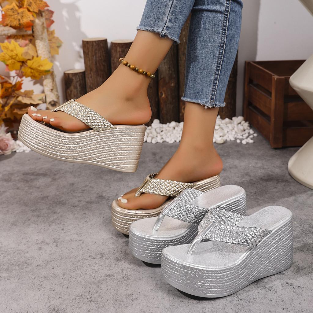 Fashion BigSize Women Sandals 2025 Summer New Trend Outdoor Beach Sandals Comfortable Gold Wedges Shoes for Women Design Casual Sandals