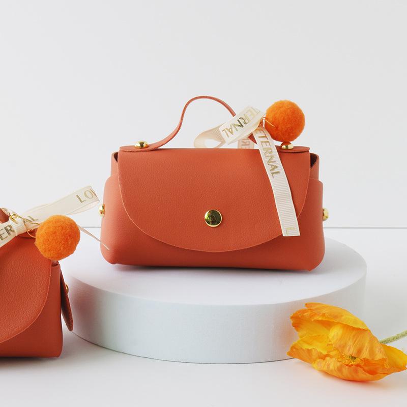 European INS Style Leather Wedding Candy Box Handbag - Elegant Gift Bag for Weddings & Engagements 12*6*7cm (1 piece)