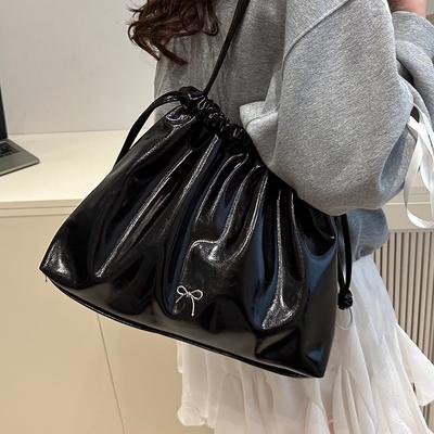 Kadınlar İçin Bağcıklı Pliseli Kova Çanta Moda Yeni Büyük Kapasiteli Yazlık Rahat Tek Omuzlu Çok Yönlü Tote Çanta